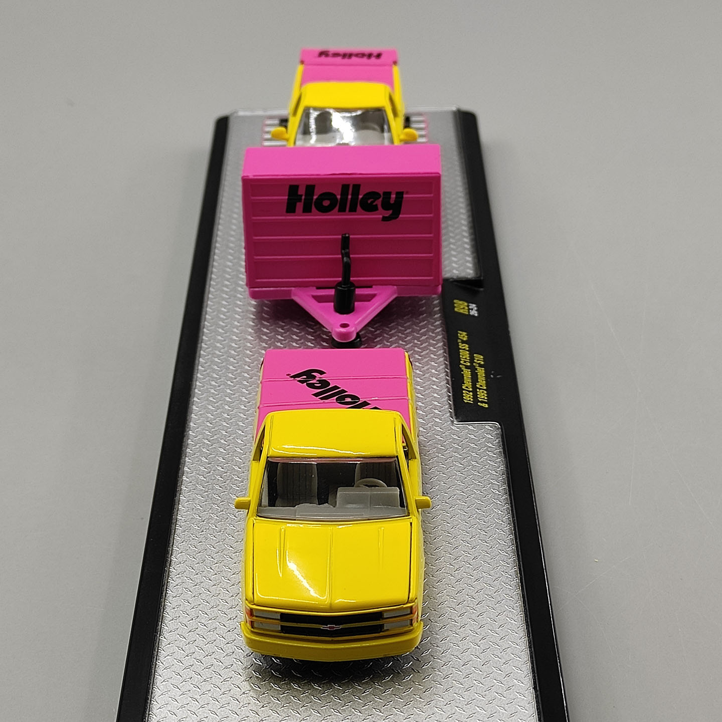 نماذج سيارات دييكاست M2 بمقياس - مراجعة Die Cast Car 1 64 وسعره